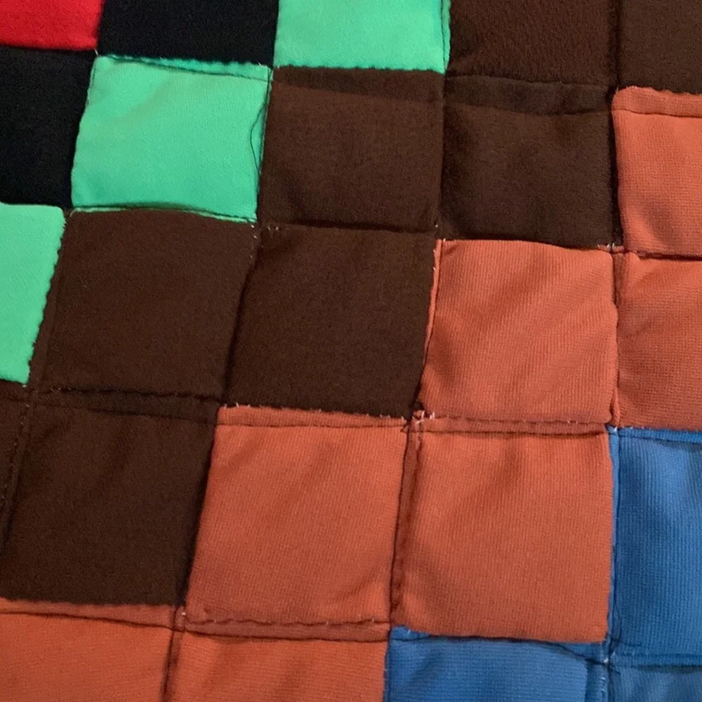 Quilt vintage hand stitched 71”x87” polyester pieced hand sewn